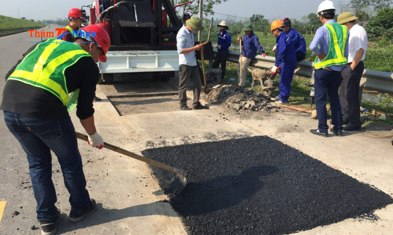 Mua nhựa đường lẻ ở TPHCM