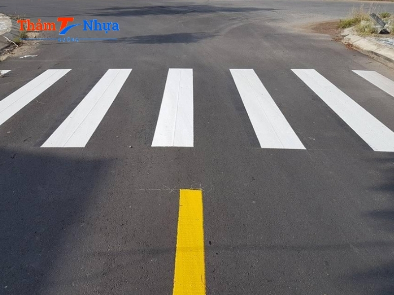 Quy định vạch kẻ đường