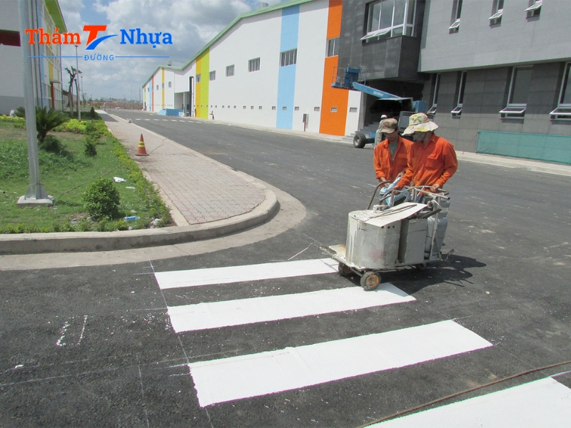 sơn vạch kẻ đường giao thông
