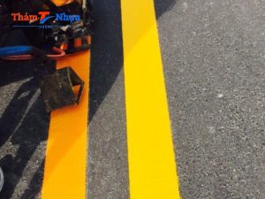 sơn vạch kẻ đường giao thông