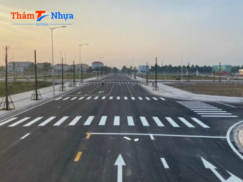 thi công sơn kẻ vạch